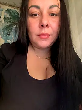 DaisyStreet online show from October 30, 2025, 9:44 pm