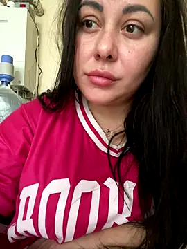 DaisyStreet online show from October 28, 2025, 9:30 am