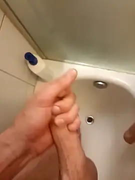 victortt online show from October 10, 2025, 6:09 pm