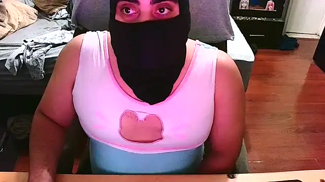 babykayla972 online show from March 29, 2026, 11:12 am