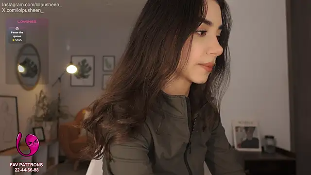 JulietteDee online show from May 19, 2026, 9:22 pm