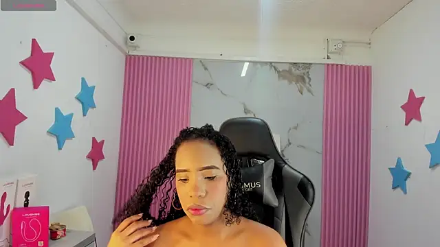 Snapshot of lia_16 chatting on January 6, 2026, 11:03 am lia 16 online show from January 6, 2026, 11:03 am