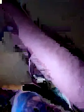 Snapshot of TrainedFinder5 chatting on October 10, 2025, 12:33 am TrainedFinder5 online show from October 10, 2025, 12:33 am