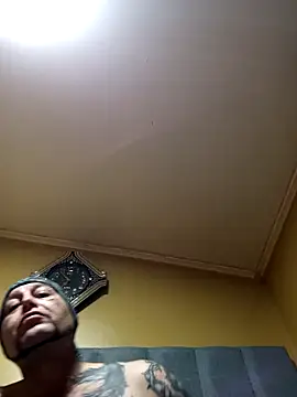 Snapshot of TrainedFinder5 chatting on September 30, 2025, 8:15 pm TrainedFinder5 online show from September 30, 2025, 8:15 pm