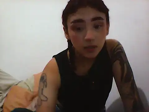 IrisMagiic online show from January 15, 2025, 3:00 am