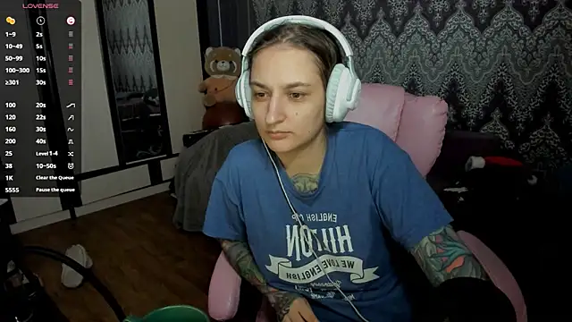 AlexRacc00n online show from January 1, 2025, 10:35 pm