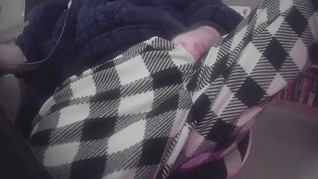 Snapshot of J0lteon_ chatting on February 22, 2025, 12:05 am J0lteon online show from February 22, 2025, 12:05 am