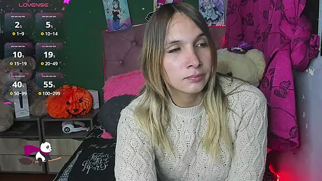 Tiffany bunny2023 online show from October 31, 2025, 12:07 am