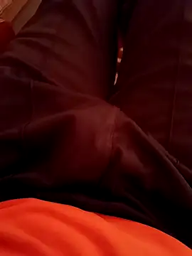 Snapshot of Alonesexyboy1 chatting on February 1, 2025, 8:50 am Alonesexyboy1 online show from February 1, 2025, 8:50 am