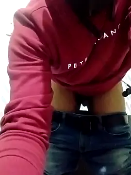 Snapshot of Alonesexyboy1 chatting on December 2, 2024, 10:56 am Alonesexyboy1 online show from December 2, 2024, 10:56 am