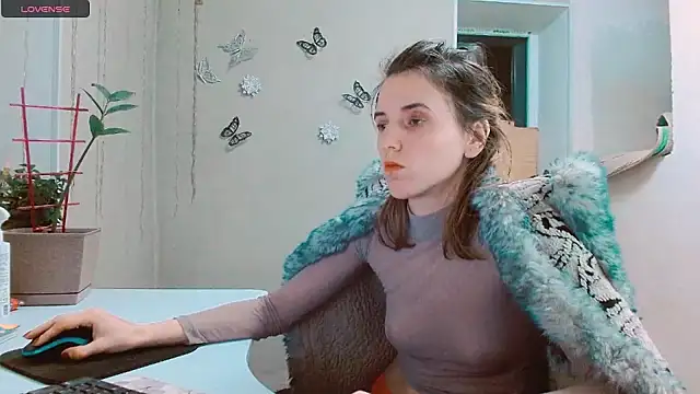 RosaJil online show from February 4, 2025, 5:55 pm