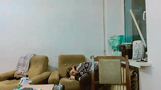 RosaJil online show from February 28, 2025, 1:25 pm