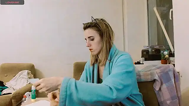 RosaJil online show from March 12, 2025, 2:12 pm