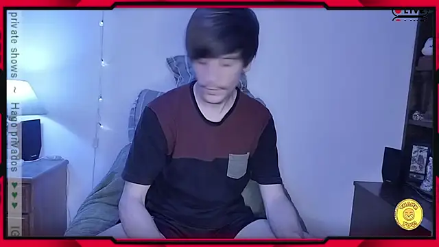 Snapshot of tobix_ chatting on December 8, 2024, 2:57 am tobix online show from December 8, 2024, 2:57 am