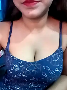 Snapshot of Gulabo-jaan chatting on February 1, 2025, 9:21 am Gulabo-jaan online show from February 1, 2025, 9:21 am