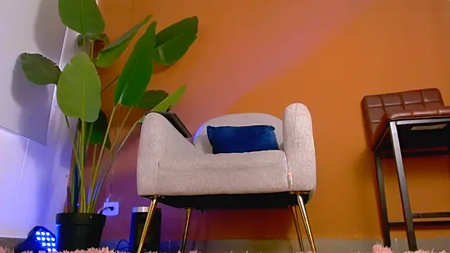 Sara ow online show from July 13, 2026, 8:19 pm