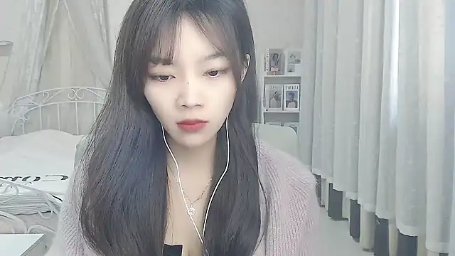 Jenny-Z online show from November 30, 2025, 2:12 am