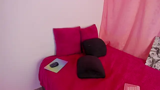 Snapshot of mari_mar69 chatting on March 13, 2025, 11:08 am mari mar69 online show from March 13, 2025, 11:08 am