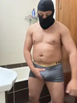 marianmin online show from April 21, 2026, 9:43 pm