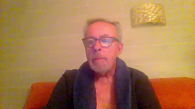 tuggy59 online show from March 11, 2026, 5:23 am