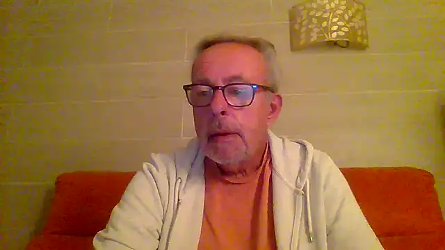 tuggy59 online show from January 13, 2026, 6:06 am