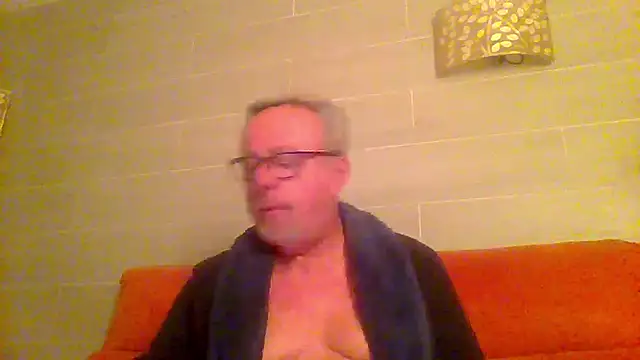 tuggy59 online show from February 24, 2026, 5:19 am