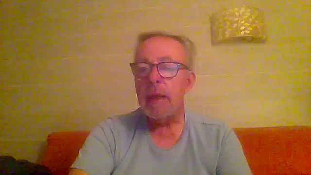 tuggy59 online show from April 1, 2026, 4:36 am