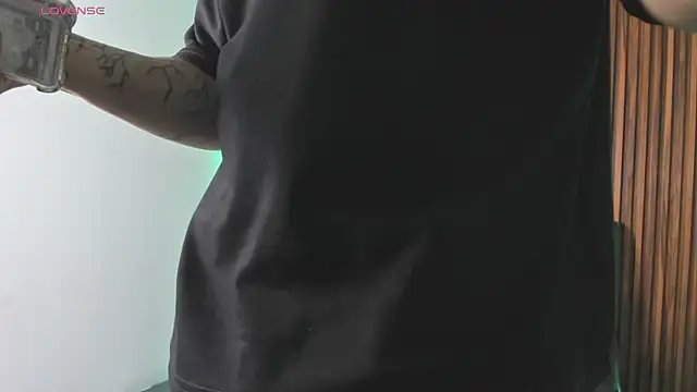 Alex cute77 online show from January 10, 2026, 12:44 pm