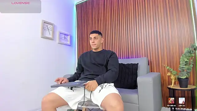 Alex cute77 online show from March 31, 2026, 11:56 am