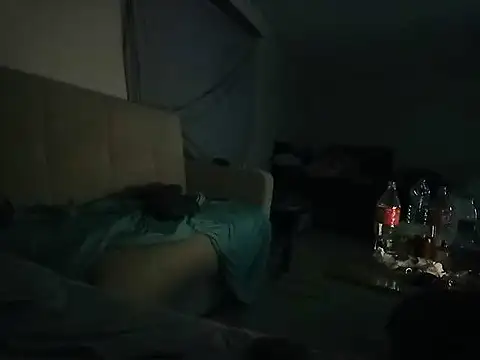 YaseminKader online show from April 27, 2026, 6:39 pm