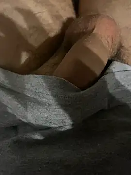 mhot20 online show from December 23, 2024, 2:07 pm