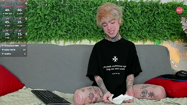 Snapshot of Hanako_Jentoru chatting on February 1, 2025, 6:19 pm Hanako Jentoru online show from February 1, 2025, 6:19 pm