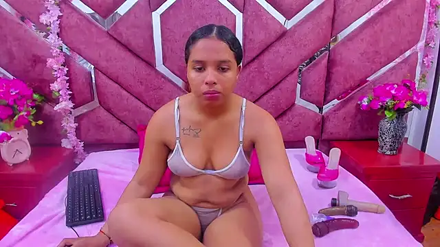 Snapshot of AnalNaugthy chatting on October 24, 2025, 11:53 am AnalNaugthy online show from October 24, 2025, 11:53 am