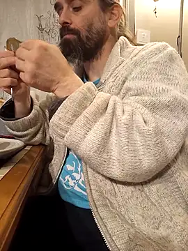 teekoine1 online show from November 21, 2025, 11:37 pm