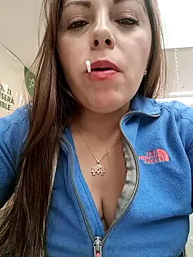 Snapshot of seherlatin chatting on November 24, 2025, 7:47 pm seherlatin online show from November 24, 2025, 7:47 pm