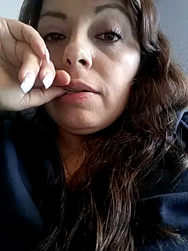 Snapshot of seherlatin chatting on October 20, 2025, 6:08 pm seherlatin online show from October 20, 2025, 6:08 pm