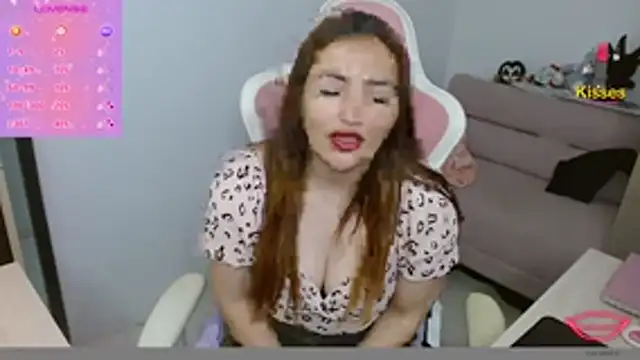 EVA GRAYS online show from February 25, 2026, 5:13 pm