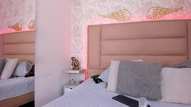 monserrat towers online show from September 22, 2025, 1:17 pm