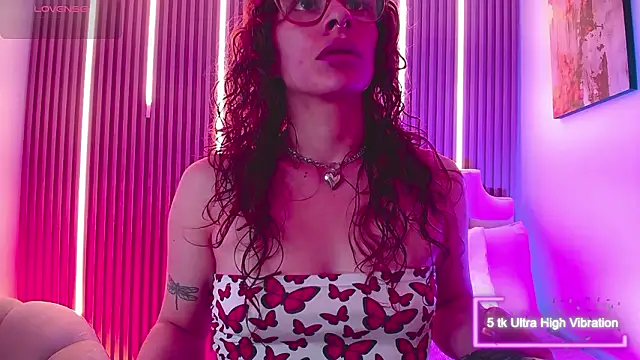 Katy Van online show from February 26, 2026, 8:31 pm