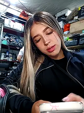 eva-2023 online show from March 26, 2026, 9:35 pm