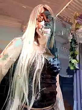 eva-2023 online show from November 2, 2025, 4:12 pm