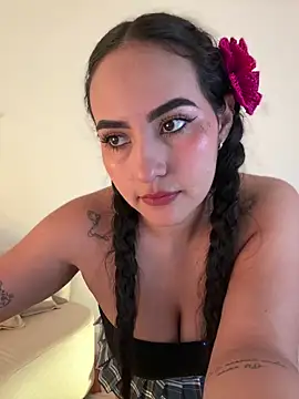 anniesweet02 online show from February 9, 2026, 12:08 am