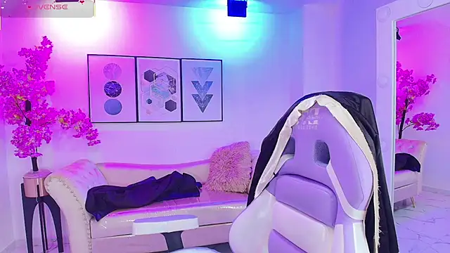 Snapshot of Isa_reel chatting on October 26, 2025, 12:38 pm Isa reel online show from October 26, 2025, 12:38 pm