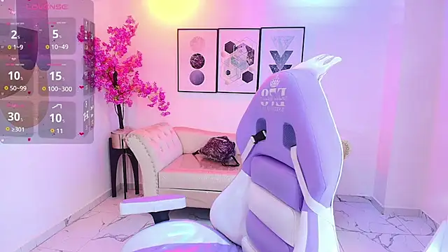 Snapshot of Isa_reel chatting on November 10, 2025, 7:41 pm Isa reel online show from November 10, 2025, 7:41 pm