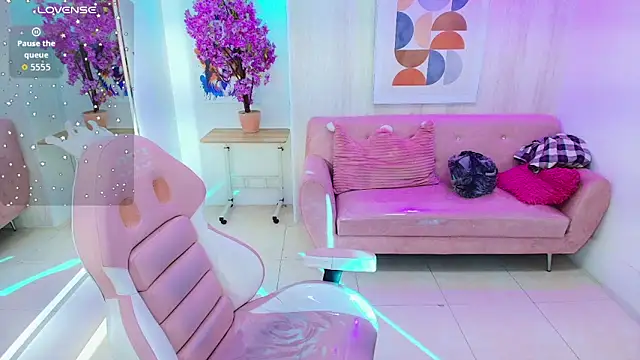 Snapshot of Isa_reel chatting on November 23, 2025, 12:37 pm Isa reel online show from November 23, 2025, 12:37 pm