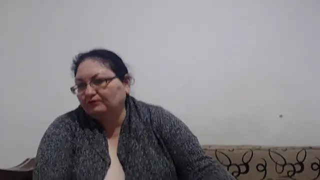 Snapshot of Nykyxo chatting on April 8, 2026, 9:38 pm Nykyxo online show from April 8, 2026, 9:38 pm