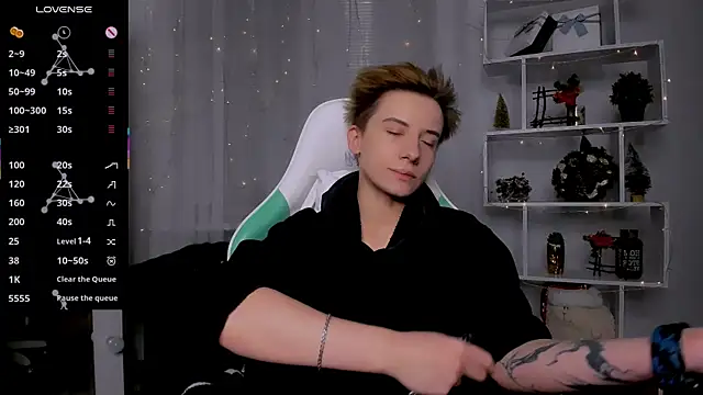 Snapshot of _Rein_ramm chatting on January 18, 2026, 4:21 pm Rein ramm online show from January 18, 2026, 4:21 pm