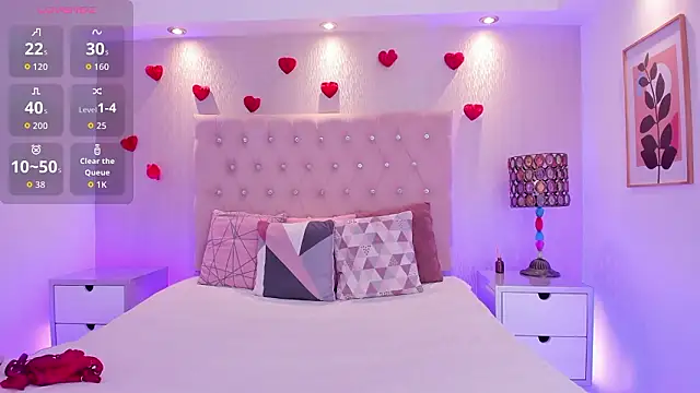 NatyQueen  online show from February 28, 2026, 12:16 pm