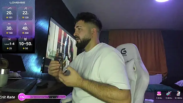 Snapshot of Eduu2322 chatting on December 1, 2025, 10:43 pm Eduu2322 online show from December 1, 2025, 10:43 pm