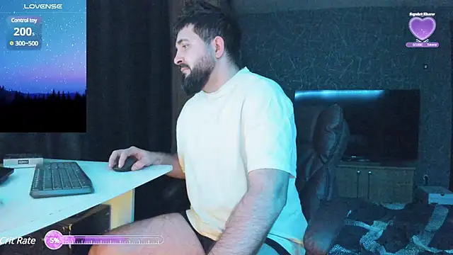 Snapshot of Eduu2322 chatting on December 26, 2024, 11:57 pm Eduu2322 online show from December 26, 2024, 11:57 pm